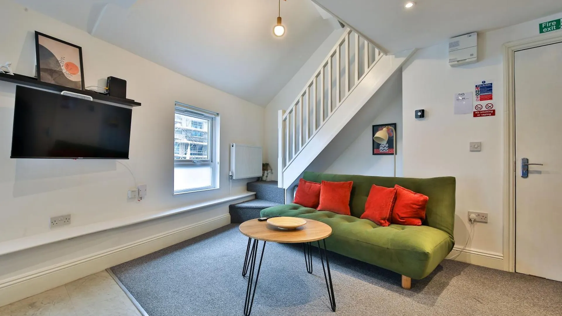 Stayright Cosy Studio Flat In Vibrant Area - Walking Distance To Cardiff City Centre location