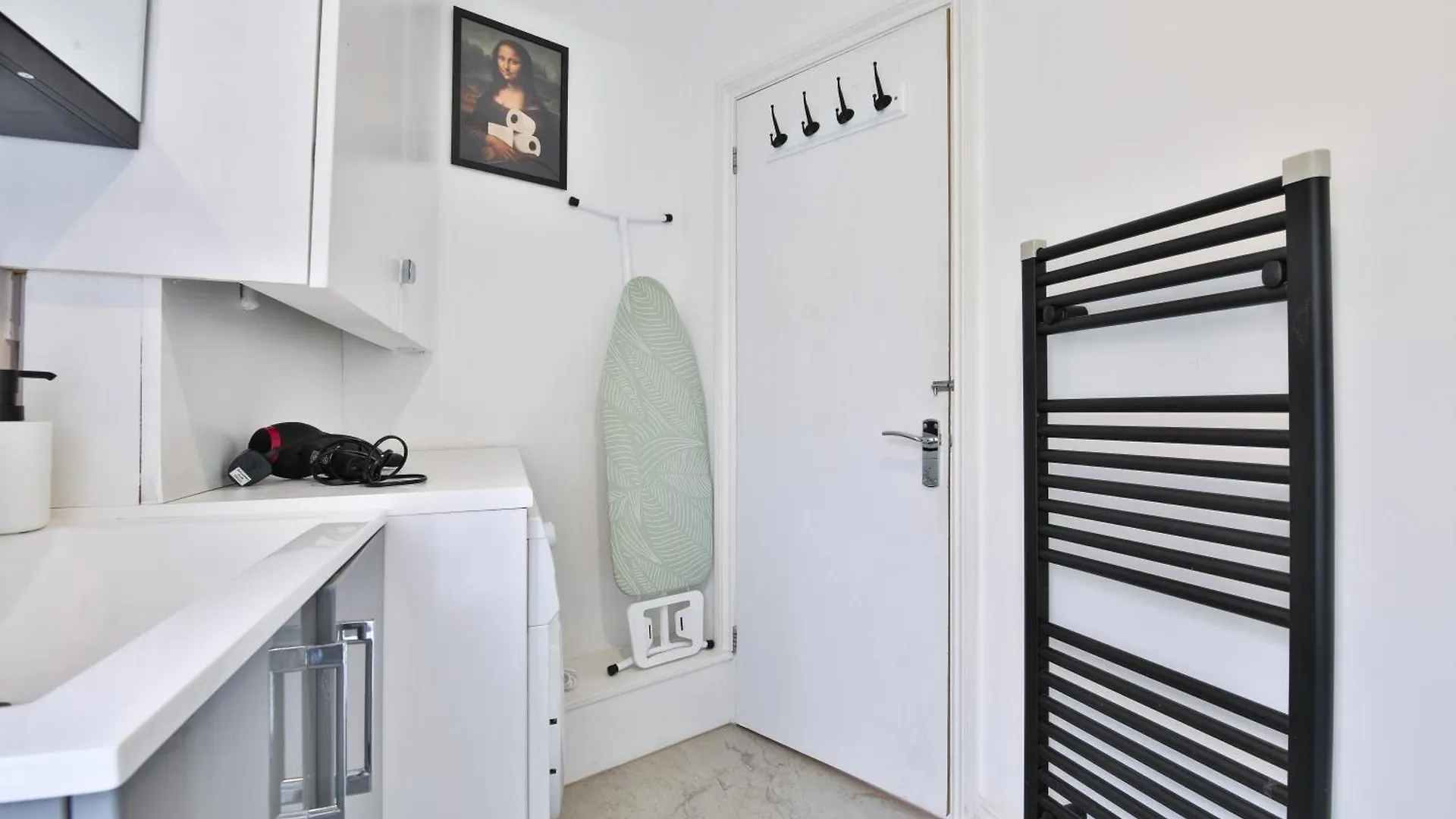 Stayright Cosy Studio Flat In Vibrant Area - Walking Distance To Cardiff City Centre 0*,