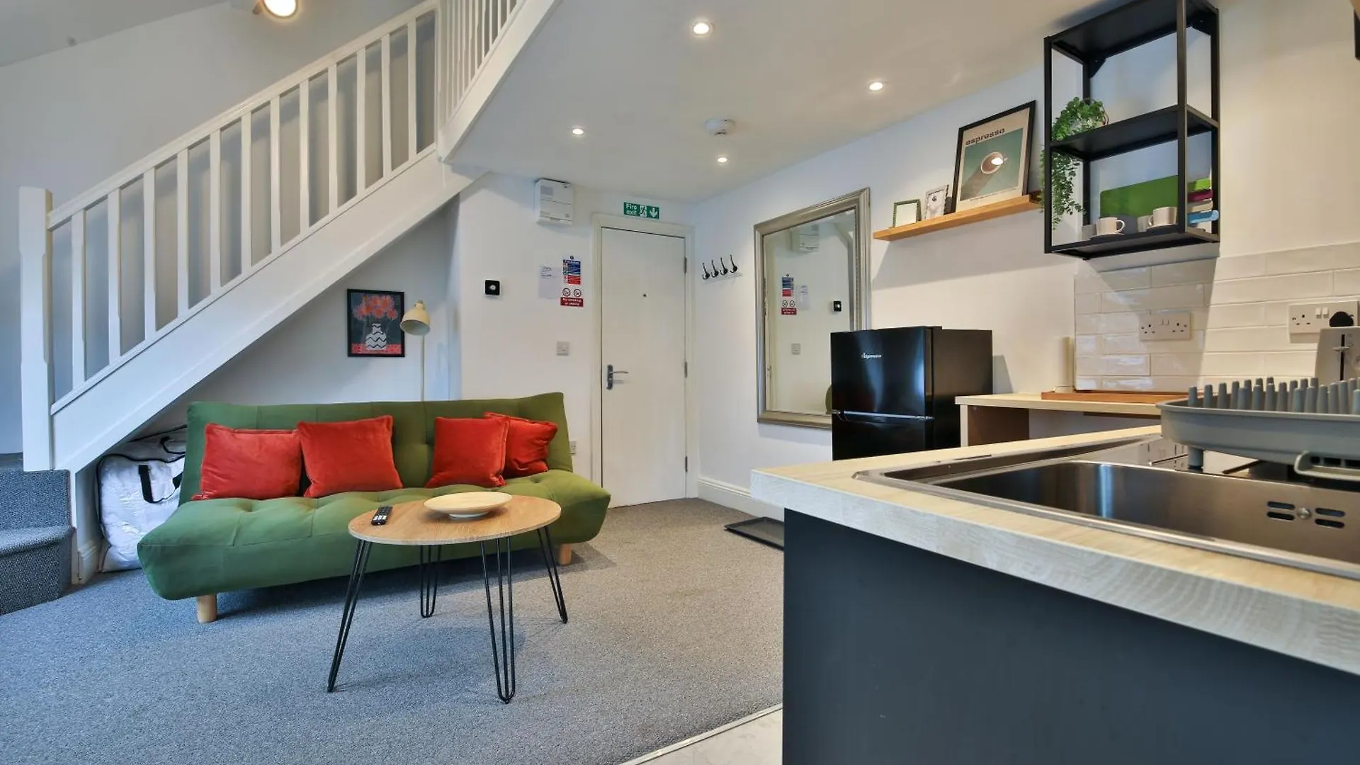 Stayright Cosy Studio Flat In Vibrant Area - Walking Distance To Cardiff City Centre United Kingdom